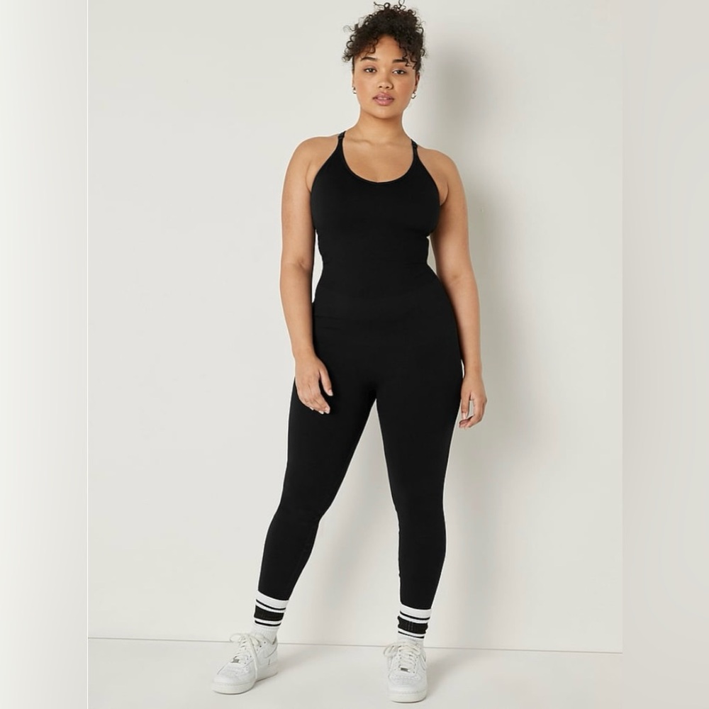 PINK Women’s Small Seamless Workout Onesie Pure Black- NWT